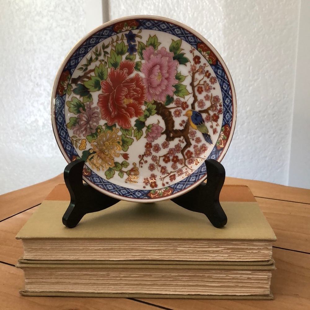 Japanese Imari porcelain plate